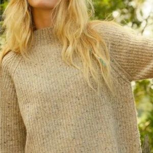 Mollusk women’s teddy sweater oat (small)